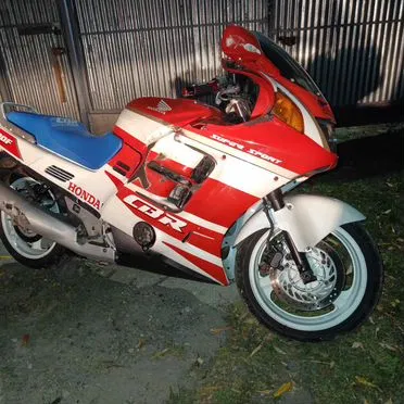 Honda CBR 1000F, 1991, 30 000 км