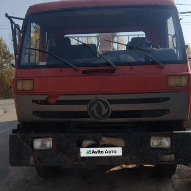 Бортовой грузовик Dongfeng EQ5160GKJ1 с КМУ Tadano, 2013