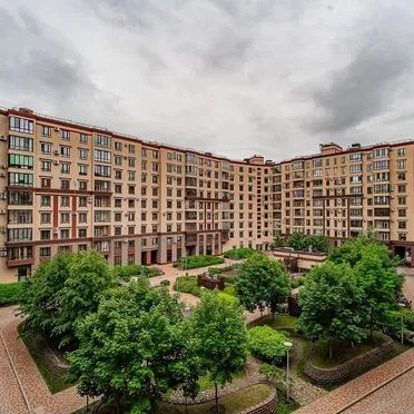 10 и более-к. квартира, 62 м², 5/10 эт.