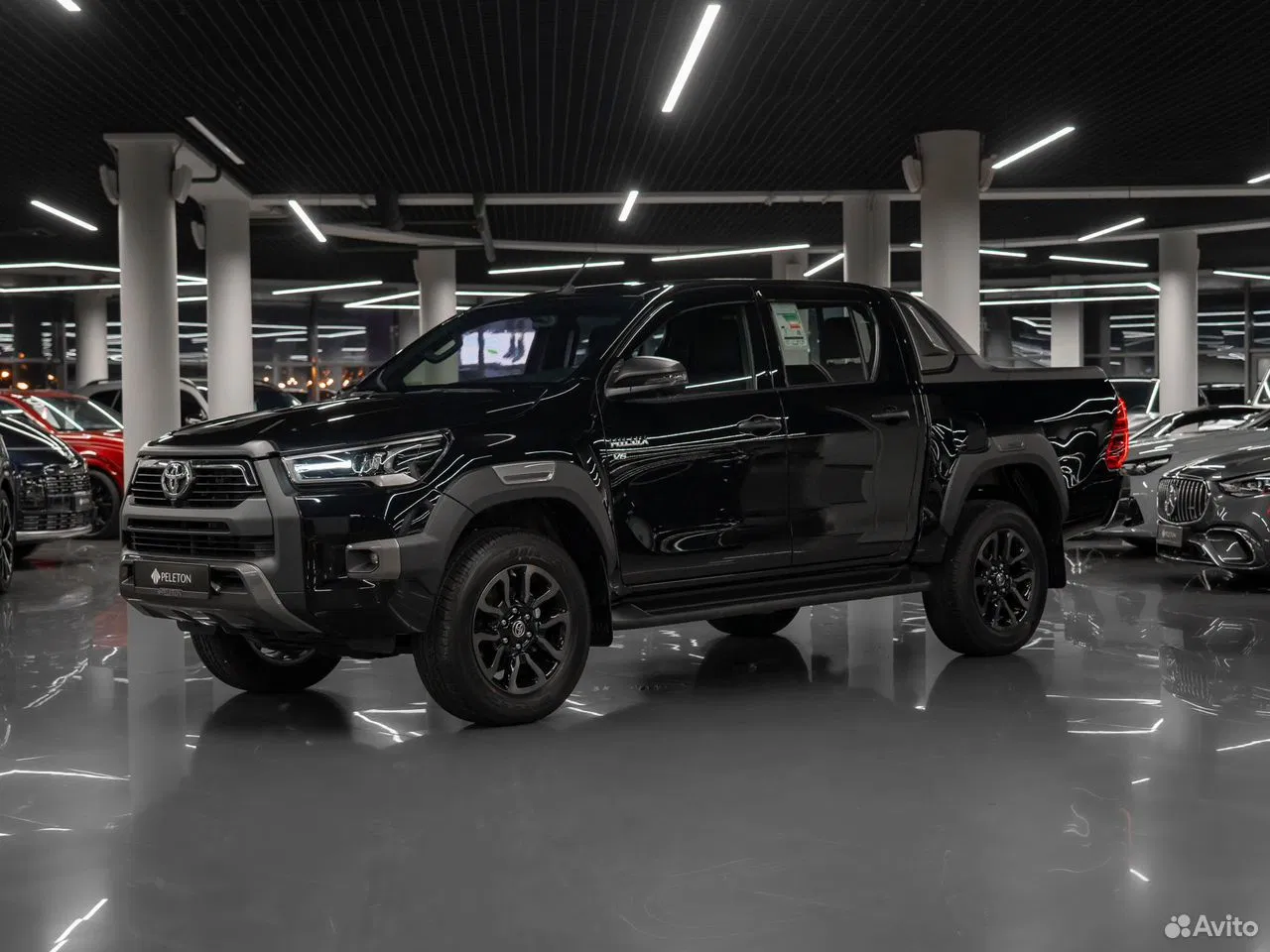 Toyota Hilux 4.0 AT, 2025
