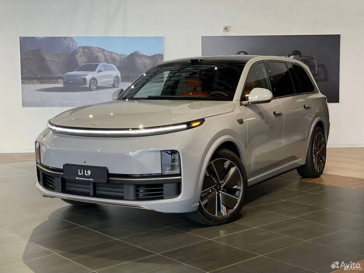 Li Auto L9 1.5 AT, 2025