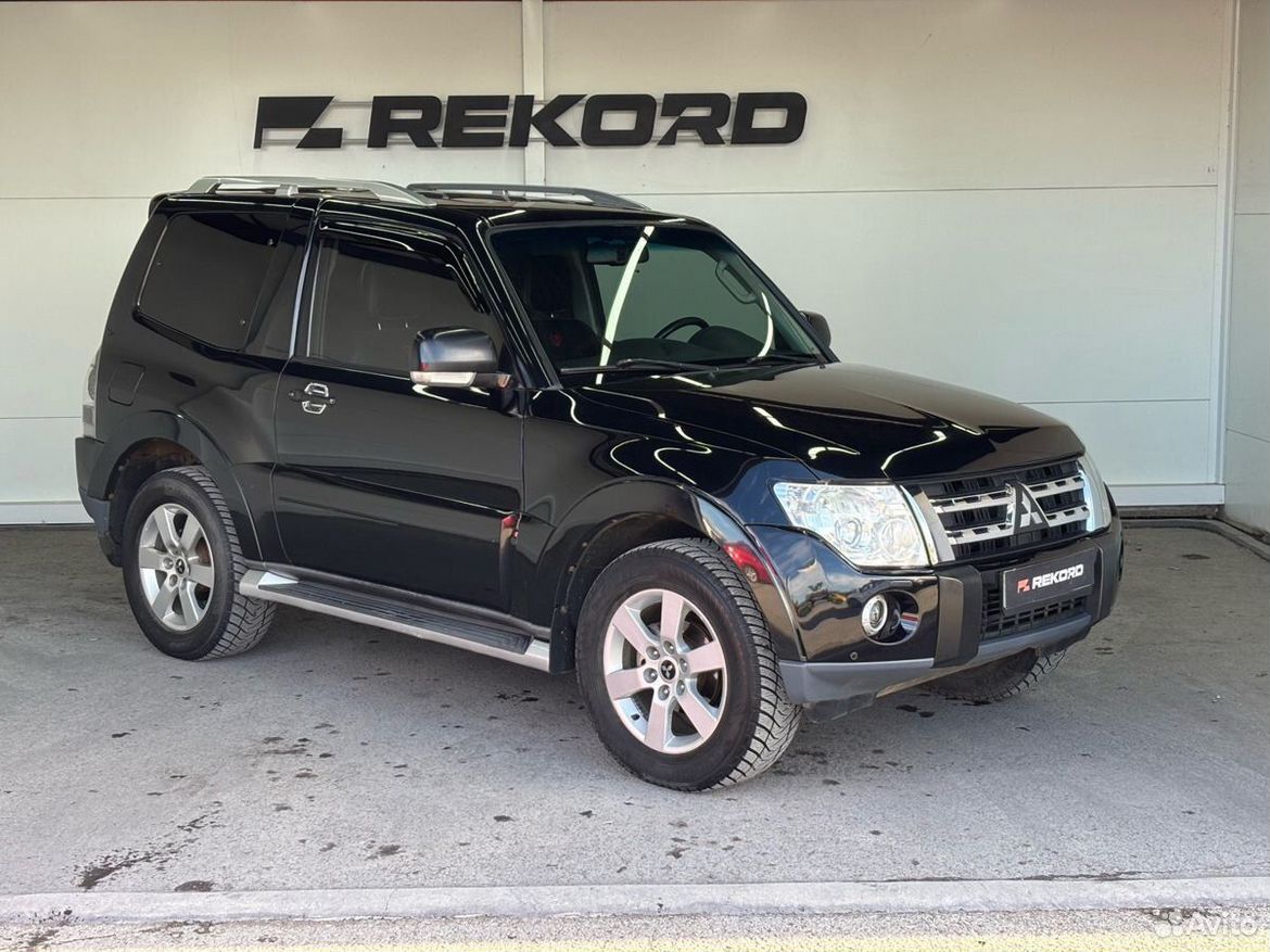 Mitsubishi Pajero 3.2 AT, 2007, 278 421 км