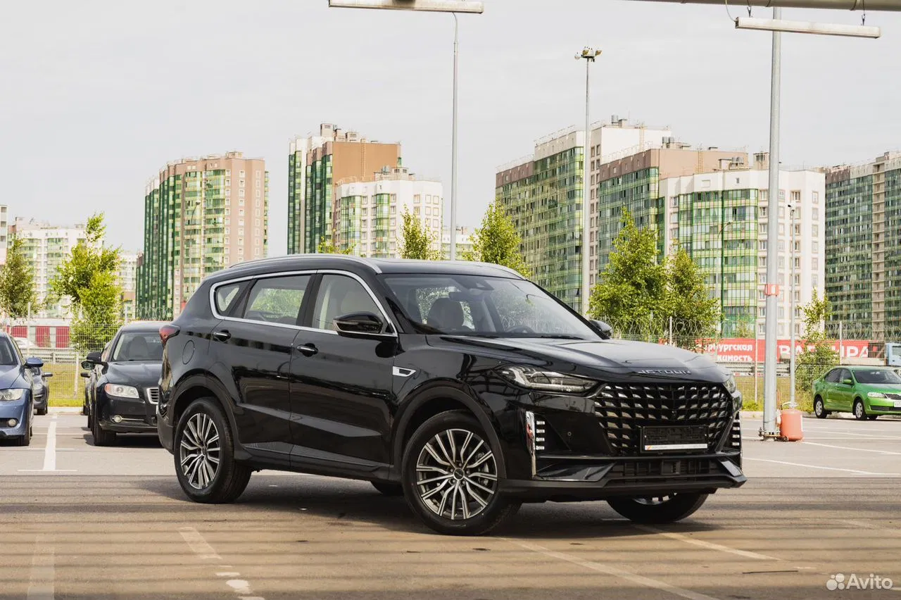 Jetour X70 Plus 1.6 AMT, 2026
