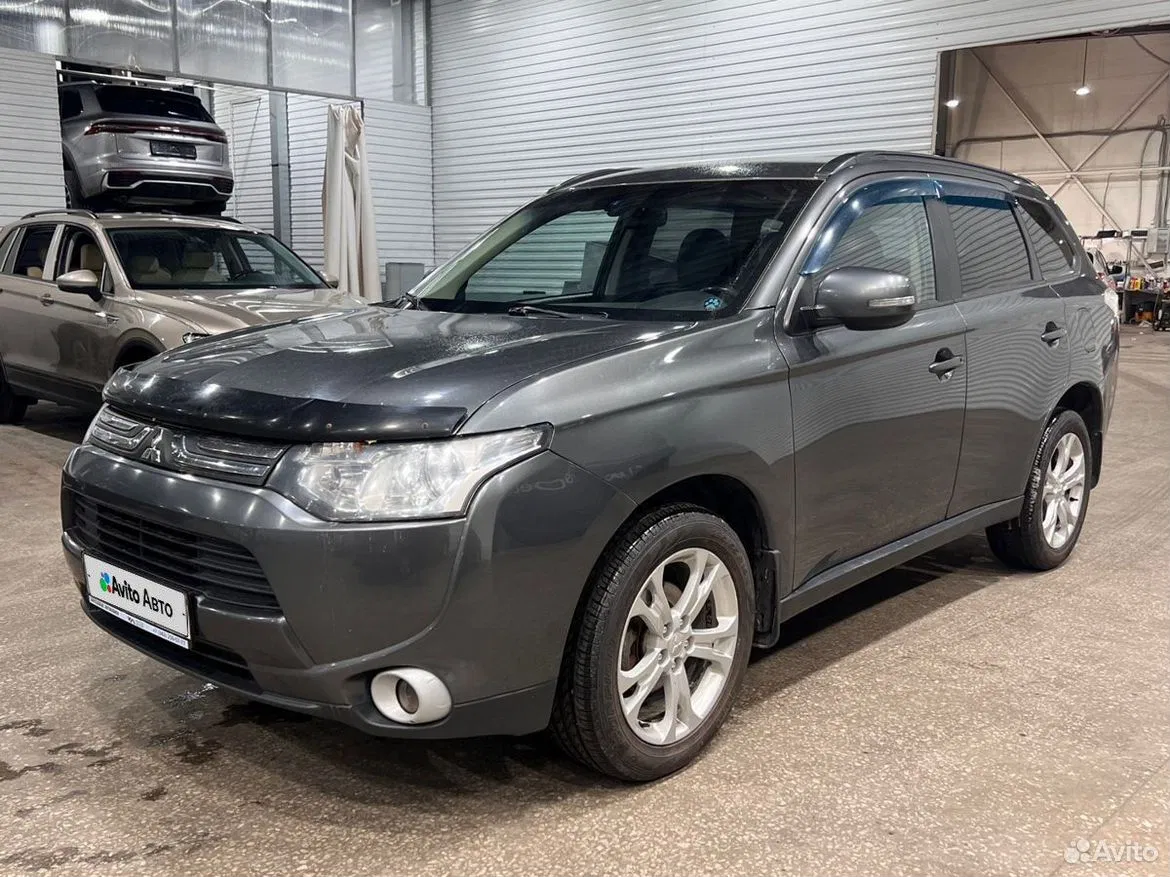 Mitsubishi Outlander 2.4 CVT, 2013, 187 927 км