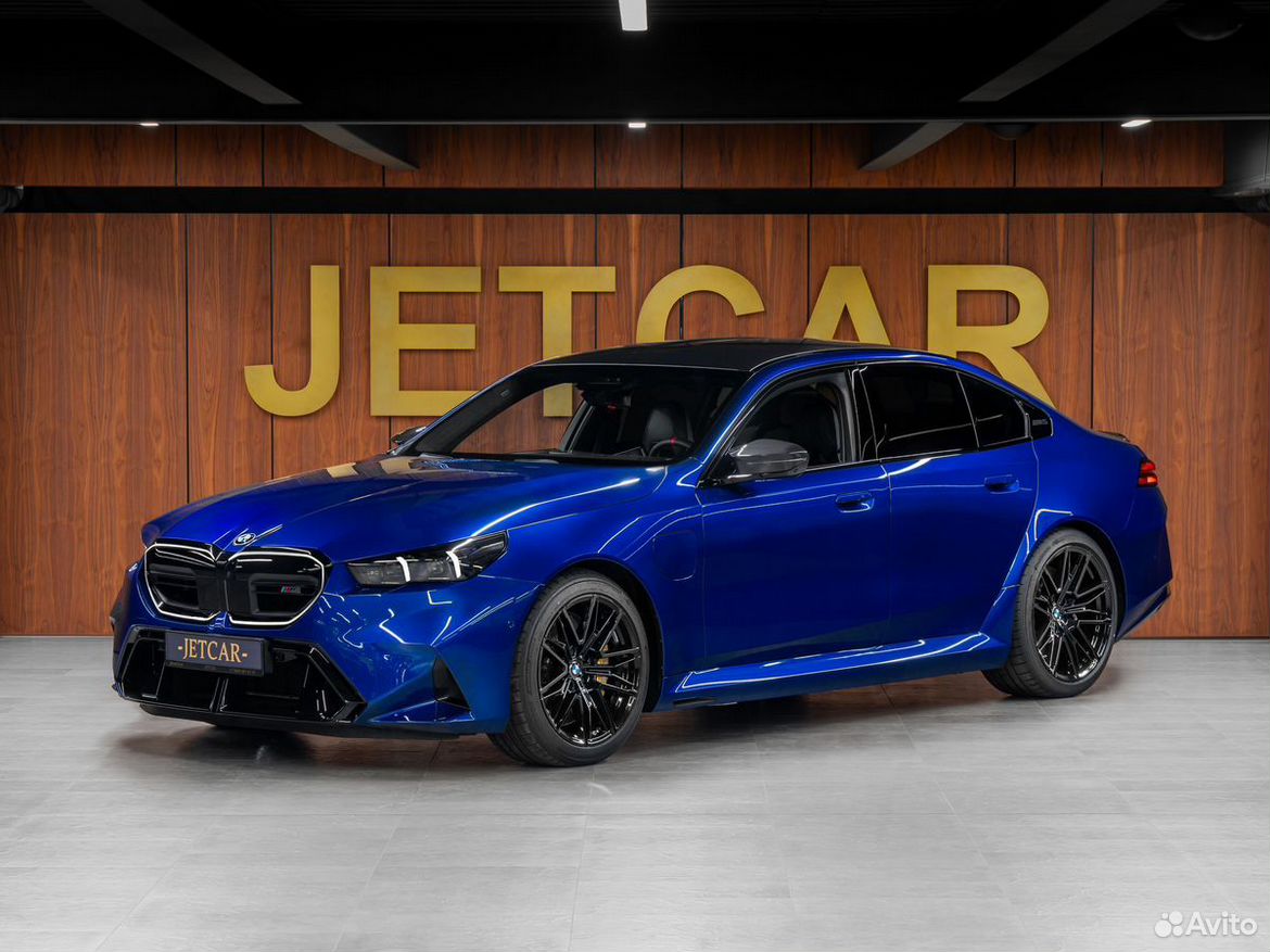 BMW M5 4.4 AT, 2026, 36 км